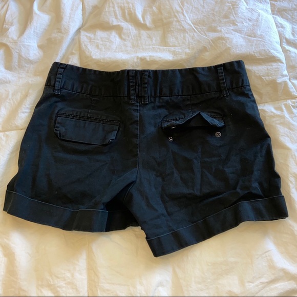 Old Navy Stretch Low Waist Shorts - Picture 5 of 6
